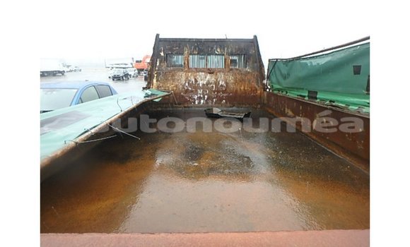 Acheter Import Voiture Nissan 350Z Marron à Import - Dubai, Iles Acheter Import Voiture Nissan 350Z Marron à Import - Dubai, Iles