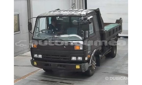 Acheter Import Voiture Nissan 350Z Marron à Import - Dubai, Iles Acheter Import Voiture Nissan 350Z Marron à Import - Dubai, Iles