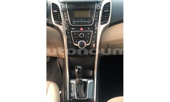 Buy Import Hyundai Elantra Red Car in Import - Dubai in Iles Buy Import Hyundai Elantra Red Car in Import - Dubai in Iles