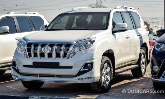 Acheter Import Voiture Toyota Prado Blanc à Import - Dubai, Iles Acheter Import Voiture Toyota Prado Blanc à Import - Dubai, Iles