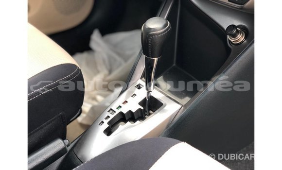 Buy Import Toyota Yaris Other Car in Import - Dubai in Iles Buy Import Toyota Yaris Other Car in Import - Dubai in Iles