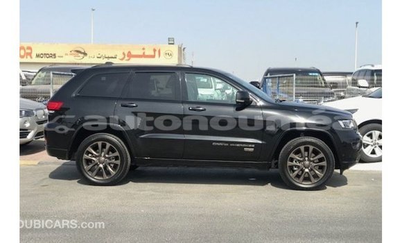 Acheter Import Voiture Jeep Cherokee Autre à Import - Dubai, Iles Acheter Import Voiture Jeep Cherokee Autre à Import - Dubai, Iles