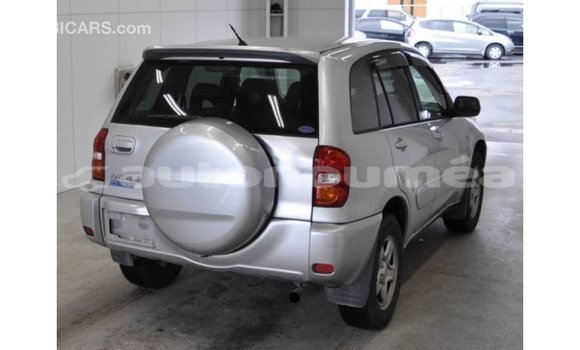 Buy Import Toyota RAV4 Other Car in Import - Dubai in Iles Buy Import Toyota RAV4 Other Car in Import - Dubai in Iles