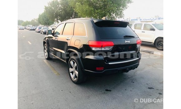 Acheter Import Voiture Jeep Grand Cherokee Noir à Import - Dubai, Iles Acheter Import Voiture Jeep Grand Cherokee Noir à Import - Dubai, Iles