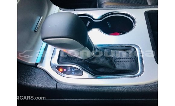 Buy Import Jeep Grand Cherokee Black Car in Import - Dubai in Iles Buy Import Jeep Grand Cherokee Black Car in Import - Dubai in Iles