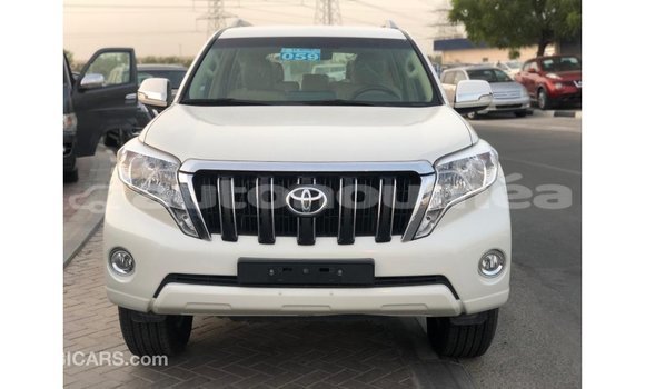 Buy Import Toyota Prado White Car in Import - Dubai in Iles Buy Import Toyota Prado White Car in Import - Dubai in Iles