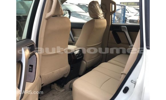 Buy Import Toyota Prado White Car in Import - Dubai in Iles Buy Import Toyota Prado White Car in Import - Dubai in Iles