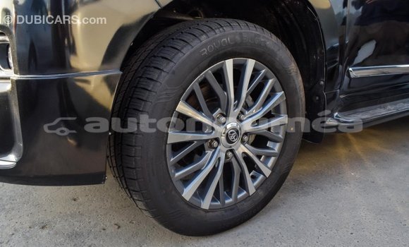 Acheter Import Voiture Toyota Land Cruiser Noir à Import - Dubai, Iles Acheter Import Voiture Toyota Land Cruiser Noir à Import - Dubai, Iles
