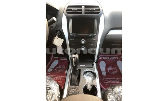 Buy Import Ford Explorer Blue Car in Import - Dubai in Iles Buy Import Ford Explorer Blue Car in Import - Dubai in Iles