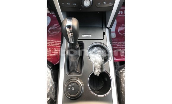 Buy Import Ford Explorer Blue Car in Import - Dubai in Iles Buy Import Ford Explorer Blue Car in Import - Dubai in Iles