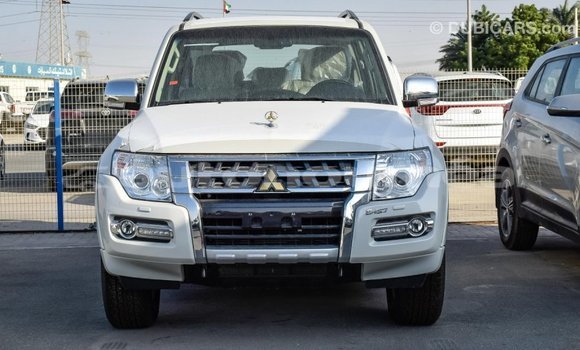 Buy Import Mitsubishi Pajero White Car in Import - Dubai in Iles Buy Import Mitsubishi Pajero White Car in Import - Dubai in Iles