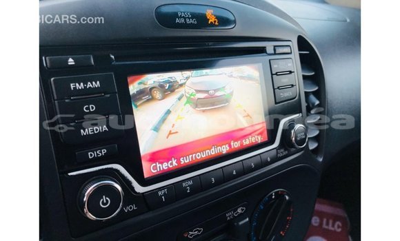 Acheter Import Voiture Nissan Juke Rouge à Import - Dubai, Iles Acheter Import Voiture Nissan Juke Rouge à Import - Dubai, Iles