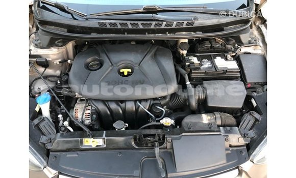 Buy Import Hyundai Elantra Brown Car in Import - Dubai in Iles Buy Import Hyundai Elantra Brown Car in Import - Dubai in Iles