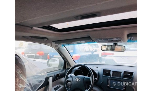 Acheter Import Voiture Toyota Highlander Autre à Import - Dubai, Iles Acheter Import Voiture Toyota Highlander Autre à Import - Dubai, Iles