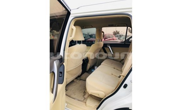 Buy Import Toyota Prado White Car in Import - Dubai in Iles Buy Import Toyota Prado White Car in Import - Dubai in Iles