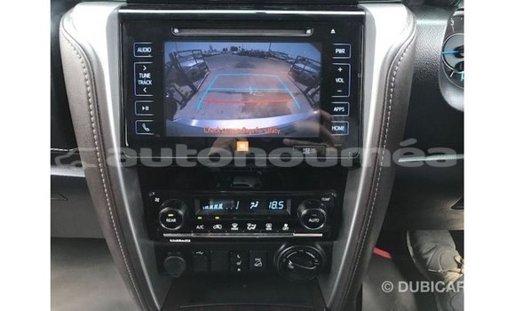 Acheter Import Voiture Toyota Fortuner Autre à Import - Dubai, Iles Acheter Import Voiture Toyota Fortuner Autre à Import - Dubai, Iles