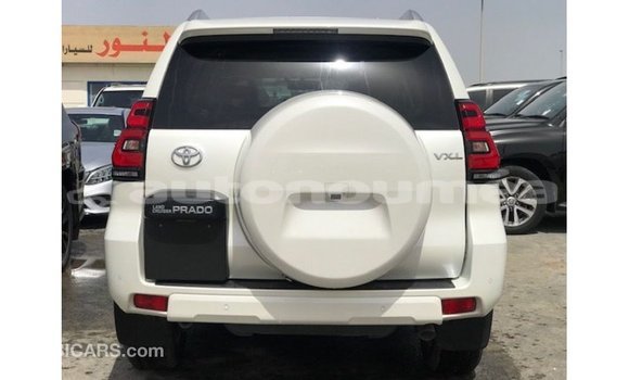 Buy Import Toyota Prado White Car in Import - Dubai in Iles Buy Import Toyota Prado White Car in Import - Dubai in Iles