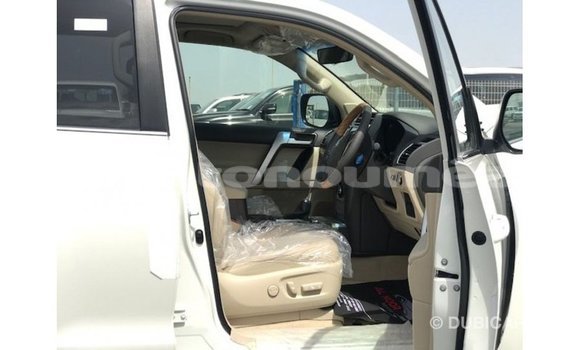 Buy Import Toyota Prado White Car in Import - Dubai in Iles Buy Import Toyota Prado White Car in Import - Dubai in Iles