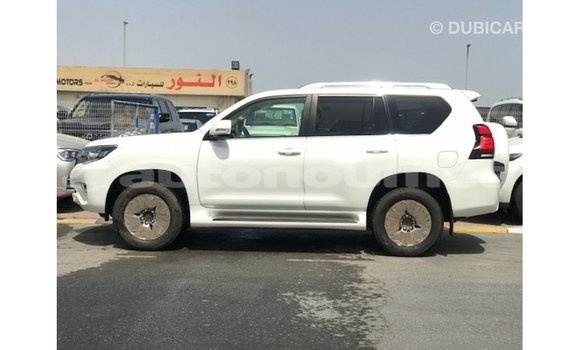 Buy Import Toyota Prado White Car in Import - Dubai in Iles Buy Import Toyota Prado White Car in Import - Dubai in Iles