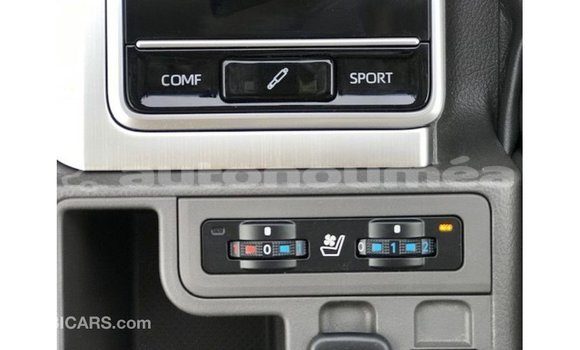 Buy Import Toyota Prado White Car in Import - Dubai in Iles Buy Import Toyota Prado White Car in Import - Dubai in Iles
