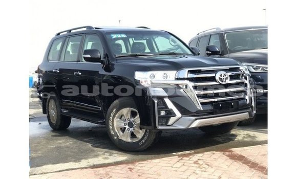 Acheter Import Voiture Toyota Land Cruiser Noir à Import - Dubai, Iles Acheter Import Voiture Toyota Land Cruiser Noir à Import - Dubai, Iles