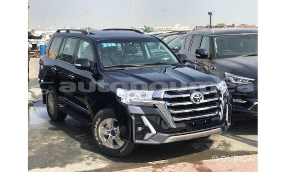 Acheter Import Voiture Toyota Land Cruiser Noir à Import - Dubai, Iles Acheter Import Voiture Toyota Land Cruiser Noir à Import - Dubai, Iles