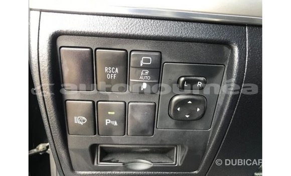 Acheter Import Voiture Toyota Land Cruiser Noir à Import - Dubai, Iles Acheter Import Voiture Toyota Land Cruiser Noir à Import - Dubai, Iles