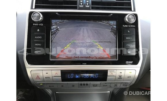 Acheter Import Voiture Toyota Prado Noir à Import - Dubai, Iles Acheter Import Voiture Toyota Prado Noir à Import - Dubai, Iles