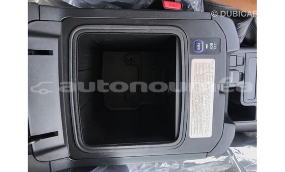 Acheter Import Voiture Toyota Prado Noir à Import - Dubai, Iles Acheter Import Voiture Toyota Prado Noir à Import - Dubai, Iles