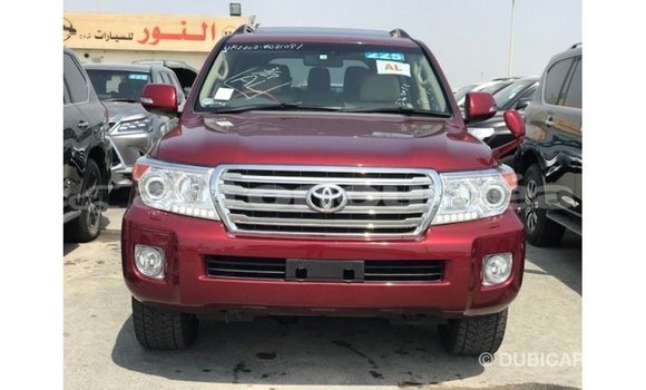 Acheter Import Voiture Toyota Land Cruiser Rouge à Import - Dubai, Iles Acheter Import Voiture Toyota Land Cruiser Rouge à Import - Dubai, Iles