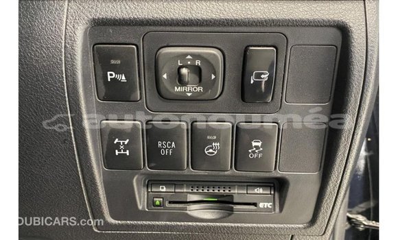 Acheter Import Voiture Toyota Land Cruiser Noir à Import - Dubai, Iles Acheter Import Voiture Toyota Land Cruiser Noir à Import - Dubai, Iles