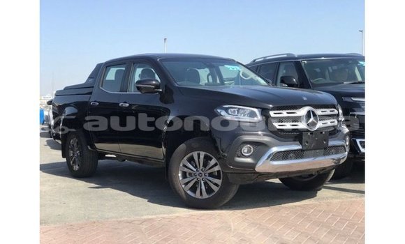 Acheter Import Voiture Mercedes-Benz 250 Noir à Import - Dubai, Iles Acheter Import Voiture Mercedes-Benz 250 Noir à Import - Dubai, Iles