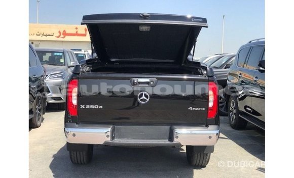 Acheter Import Voiture Mercedes-Benz 250 Noir à Import - Dubai, Iles Acheter Import Voiture Mercedes-Benz 250 Noir à Import - Dubai, Iles