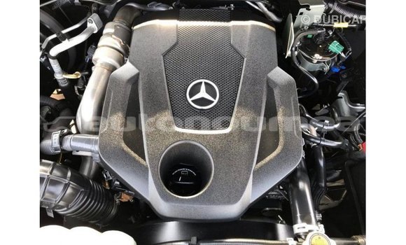 Acheter Import Voiture Mercedes-Benz 250 Noir à Import - Dubai, Iles Acheter Import Voiture Mercedes-Benz 250 Noir à Import - Dubai, Iles