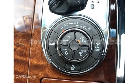 Acheter Import Voiture Infiniti Q Blanc à Import - Dubai, Iles Acheter Import Voiture Infiniti Q Blanc à Import - Dubai, Iles