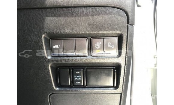 Acheter Import Voiture Infiniti Q Blanc à Import - Dubai, Iles Acheter Import Voiture Infiniti Q Blanc à Import - Dubai, Iles