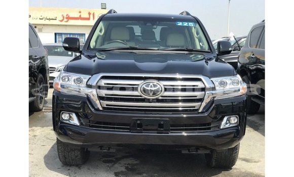 Acheter Import Voiture Toyota Land Cruiser Noir à Import - Dubai, Iles Acheter Import Voiture Toyota Land Cruiser Noir à Import - Dubai, Iles