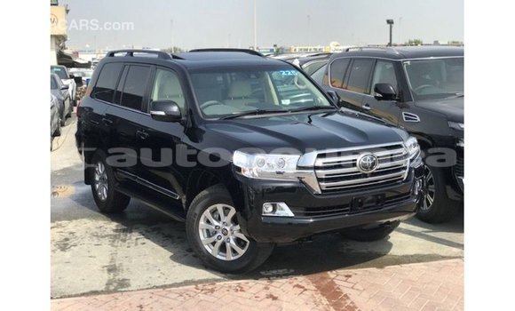 Acheter Import Voiture Toyota Land Cruiser Noir à Import - Dubai, Iles Acheter Import Voiture Toyota Land Cruiser Noir à Import - Dubai, Iles