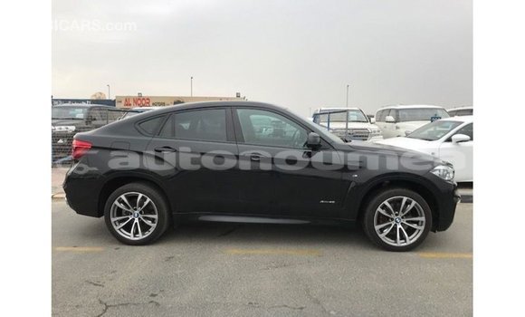 Acheter Import Voiture BMW X6 Noir à Import - Dubai, Iles Acheter Import Voiture BMW X6 Noir à Import - Dubai, Iles