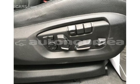 Acheter Import Voiture BMW X6 Noir à Import - Dubai, Iles Acheter Import Voiture BMW X6 Noir à Import - Dubai, Iles