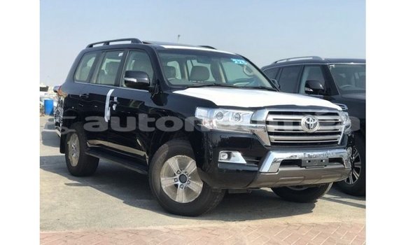 Buy Import Toyota Land Cruiser Black Car in Import - Dubai in Iles Buy Import Toyota Land Cruiser Black Car in Import - Dubai in Iles