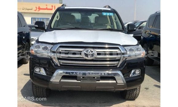 Acheter Import Voiture Toyota Land Cruiser Noir à Import - Dubai, Iles Acheter Import Voiture Toyota Land Cruiser Noir à Import - Dubai, Iles