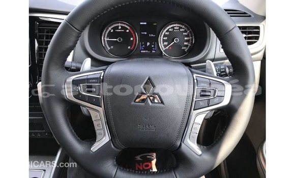 Acheter Import Voiture Mitsubishi i Bleu à Import - Dubai, Iles Acheter Import Voiture Mitsubishi i Bleu à Import - Dubai, Iles