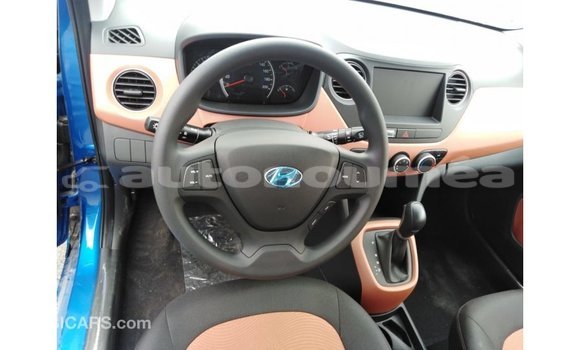Buy Import Hyundai i10 Blue Car in Import - Dubai in Iles Buy Import Hyundai i10 Blue Car in Import - Dubai in Iles