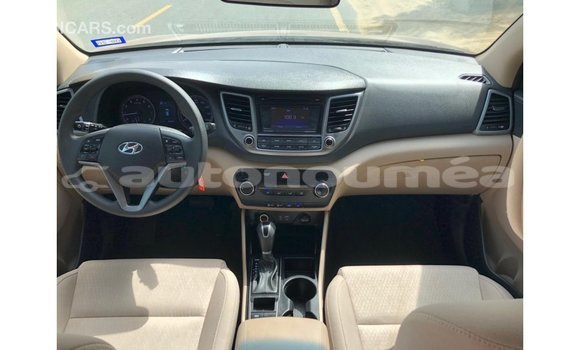 Acheter Import Voiture Hyundai Tucson Rouge à Import - Dubai, Iles Acheter Import Voiture Hyundai Tucson Rouge à Import - Dubai, Iles