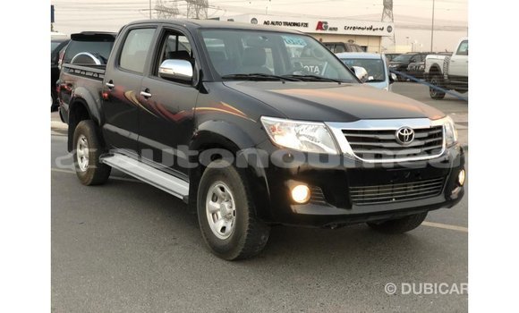 Acheter Import Voiture Toyota Hilux Noir à Import - Dubai, Iles Acheter Import Voiture Toyota Hilux Noir à Import - Dubai, Iles
