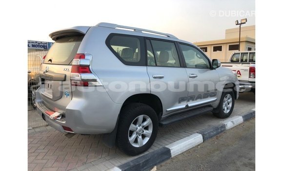 Acheter Import Voiture Toyota Prado Autre à Import - Dubai, Iles Acheter Import Voiture Toyota Prado Autre à Import - Dubai, Iles