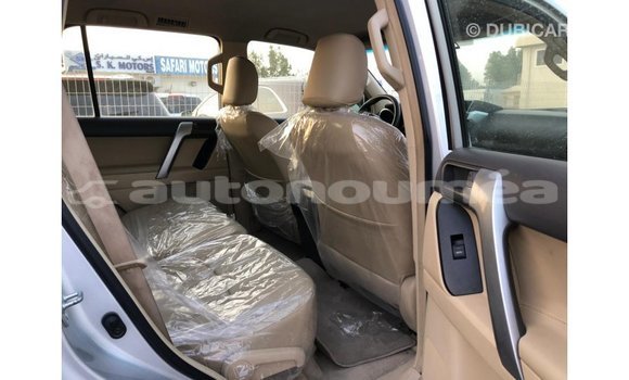 Acheter Import Voiture Toyota Prado Autre à Import - Dubai, Iles Acheter Import Voiture Toyota Prado Autre à Import - Dubai, Iles