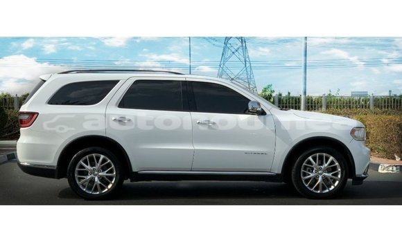 Buy Import Dodge Durango White Car in Import - Dubai in Iles Buy Import Dodge Durango White Car in Import - Dubai in Iles