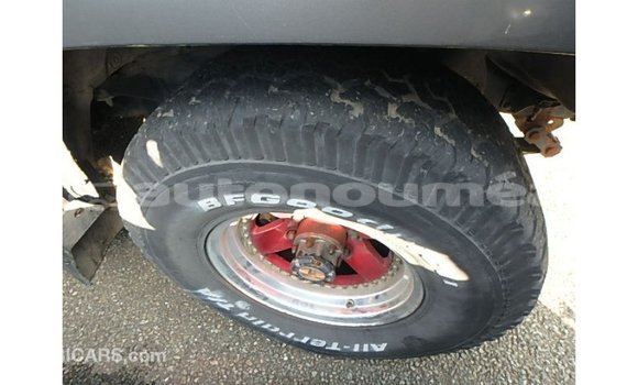 Acheter Import Voiture Toyota Land Cruiser Autre à Import - Dubai, Iles Acheter Import Voiture Toyota Land Cruiser Autre à Import - Dubai, Iles